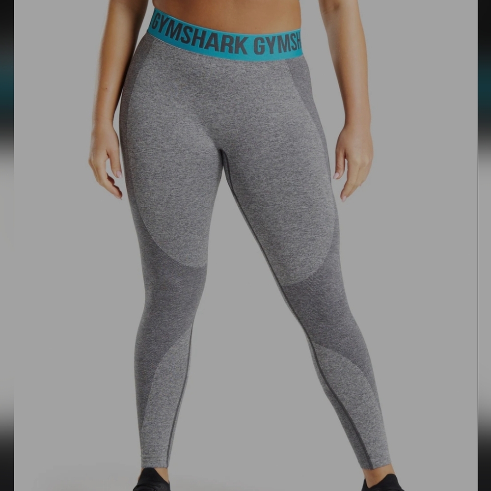 🌸Gymshark Womens Gray‎ and Teal Leggings